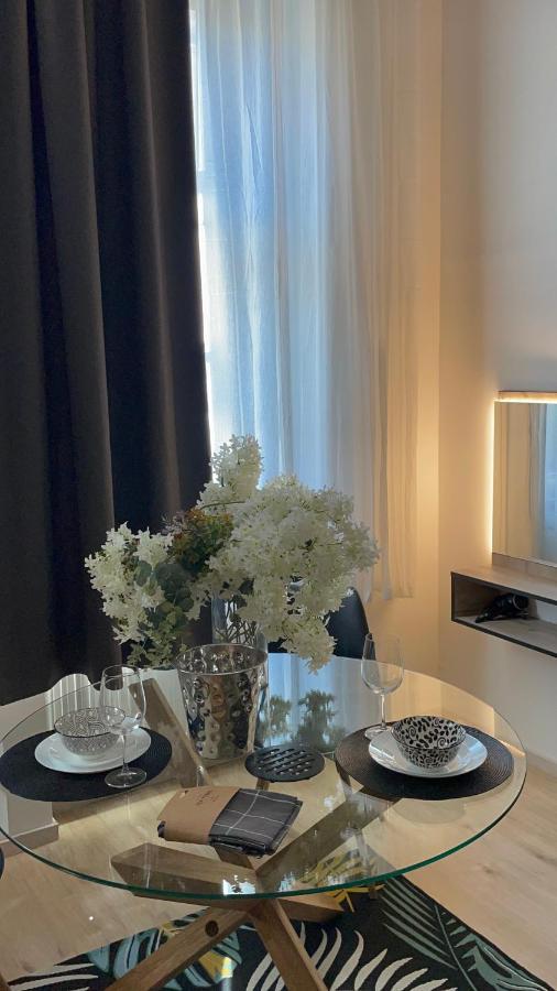 Ferienwohnung Lux Dabich Novi Sad Exterior foto